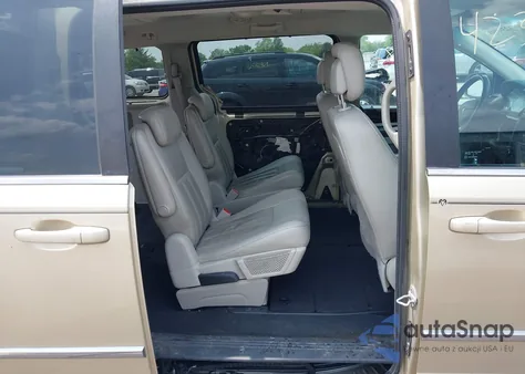 2010 Dodge Grand Caravan Sxt из США, поврежденный, VIN 2D4RN5DX2AR438459